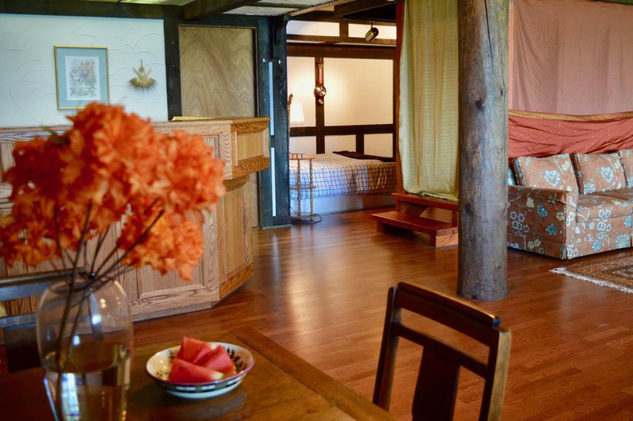 Oceanfront Suite 吉布森斯 外观 照片